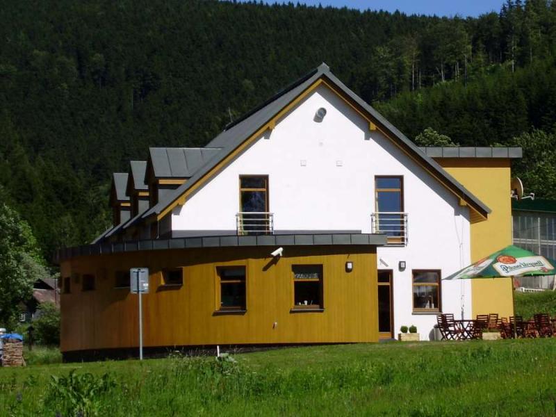 Pod strání